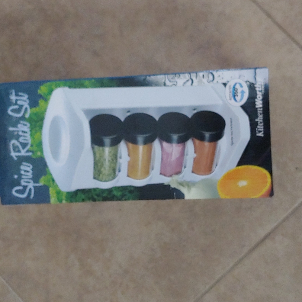 SPICE RACK 8 jars Rotating